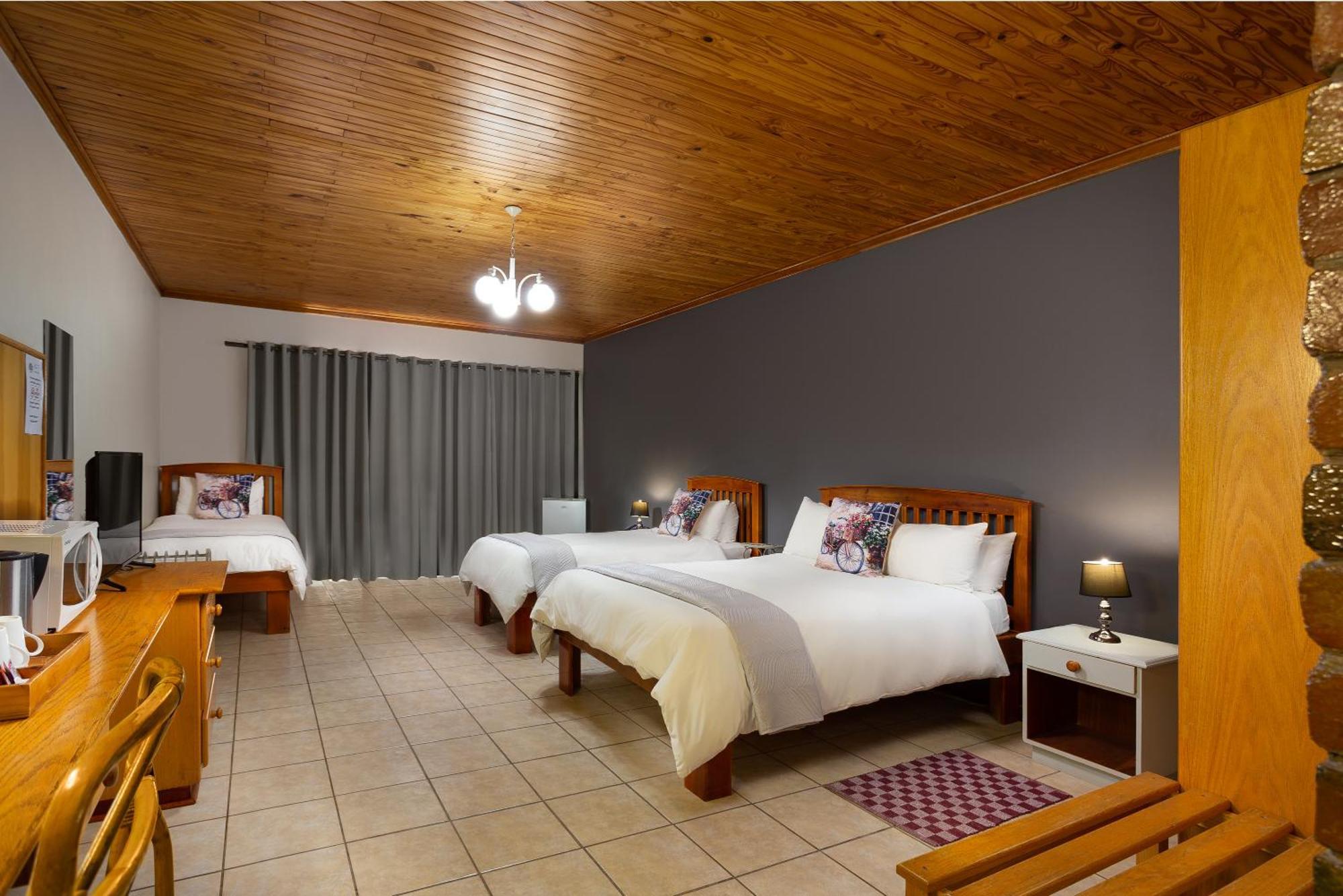 Merino Inn Hotel Colesberg Extérieur photo